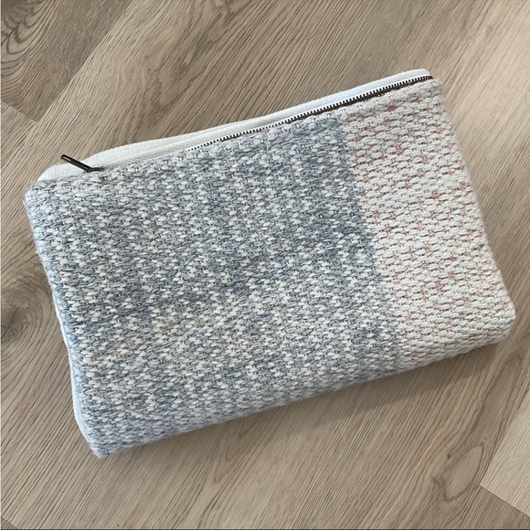 Pre Owned Pottery Barn Mali Handwoven Lumbar Throw Pillow Cover 16x26 - Picture 10 of 11